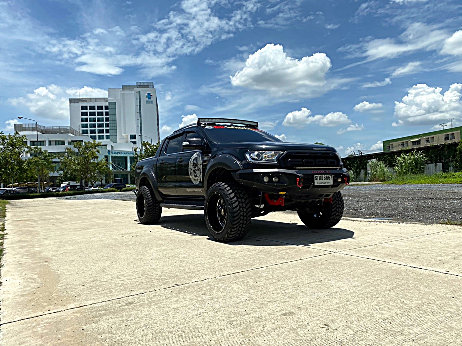 FORD WILDTRACK ทรงเมกา