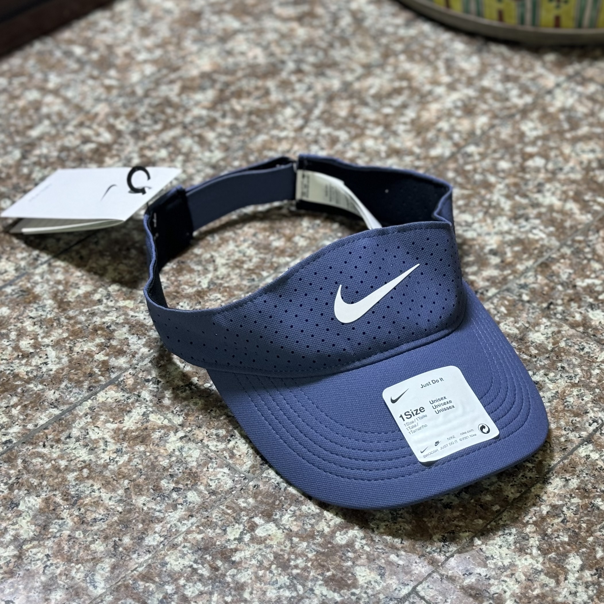 หมวกวิ่ง Nike AeroBill Running Visor