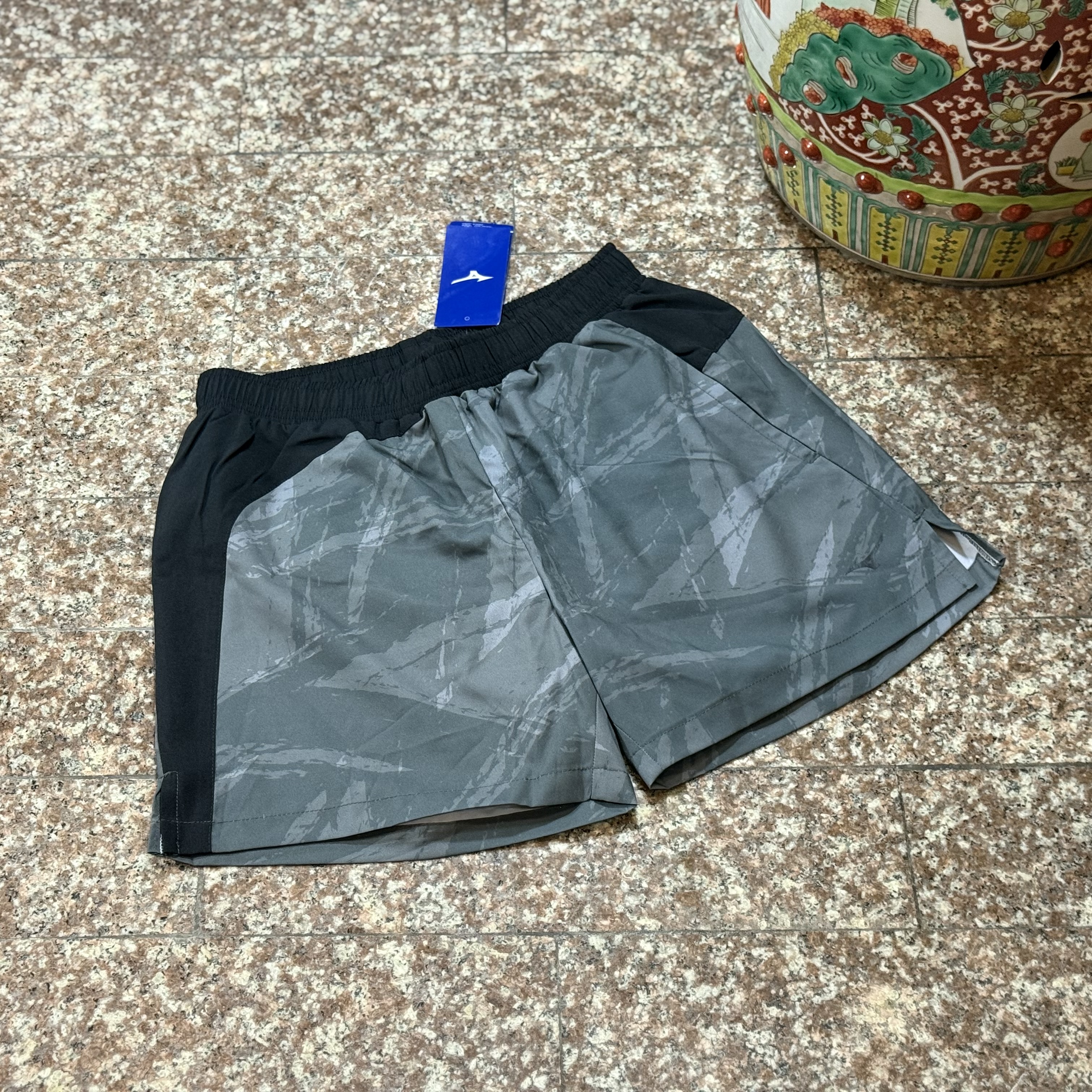 กางเกงวิ่ง Mizuno Side Split 4” Running Shorts (S,M)