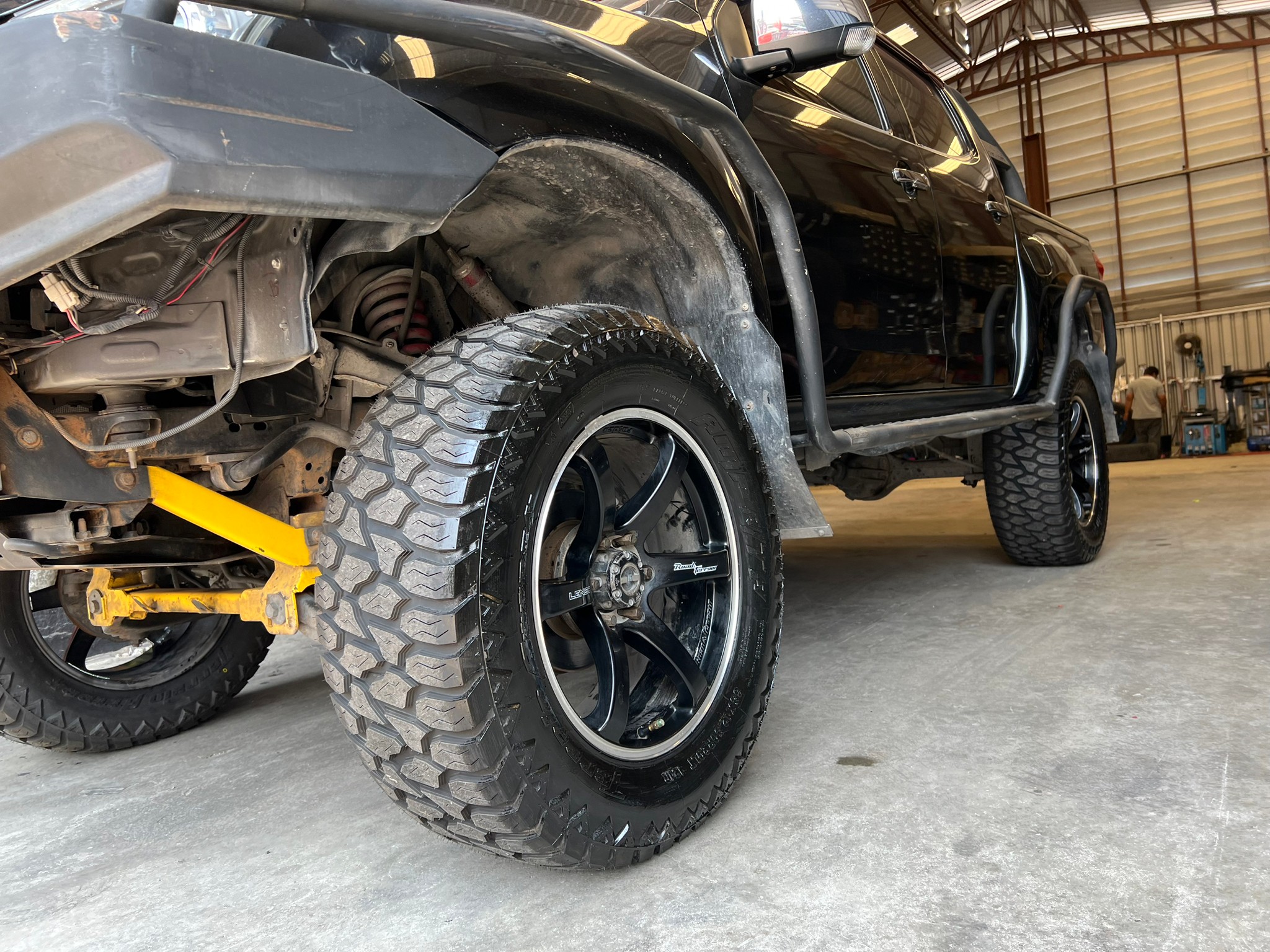 ยาง AMP 35x12.5R20 ATA