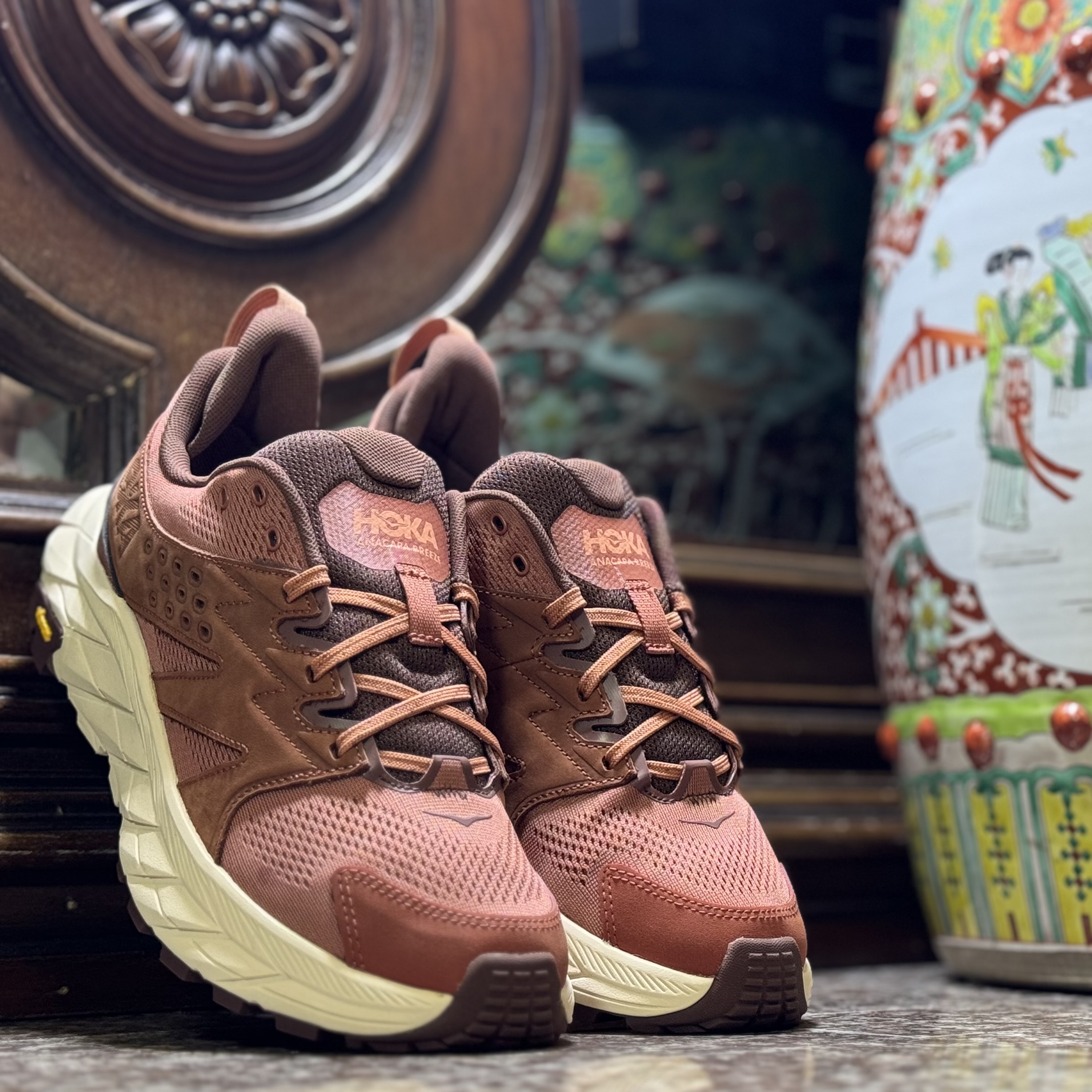 รองเท้าเดินป่า HOKA Anacapa Breeze Low ‘Baked Clay’ (M7-15US)