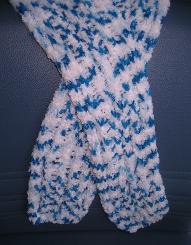 ผ้าพันคอขนแกะ โทนฟ้าขาว