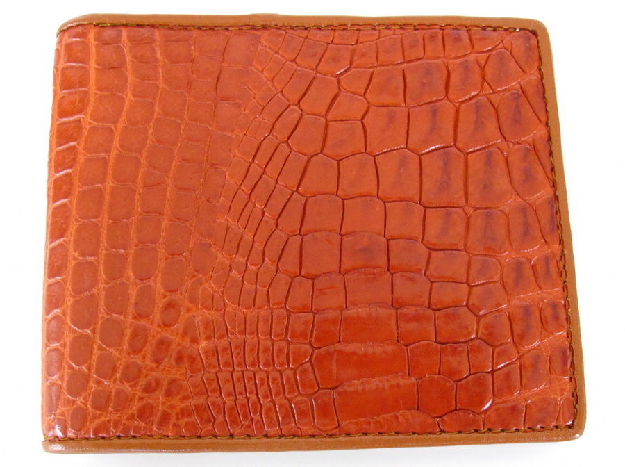 กระเป๋าสตางค์หนังจระเข้แท้ ส่วนท้อง สีน้ำตาลแทน