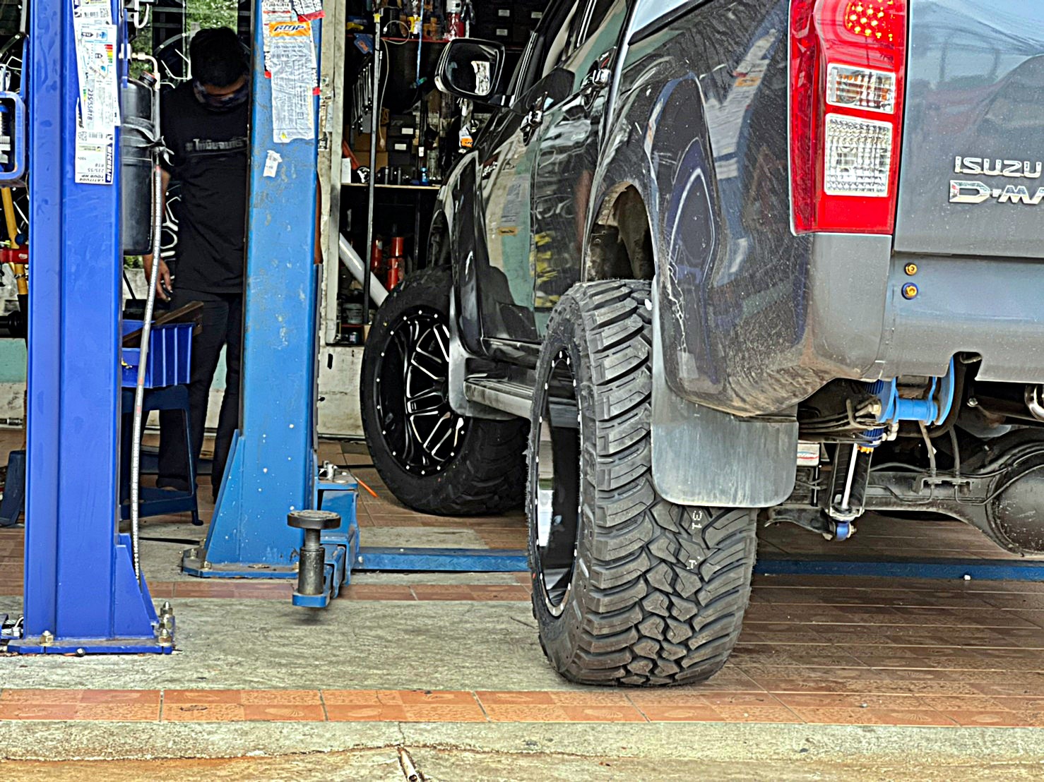 D_MAX_จองคิวมาจากจันทบุรี ทำทรงเมกาที่ STEP9