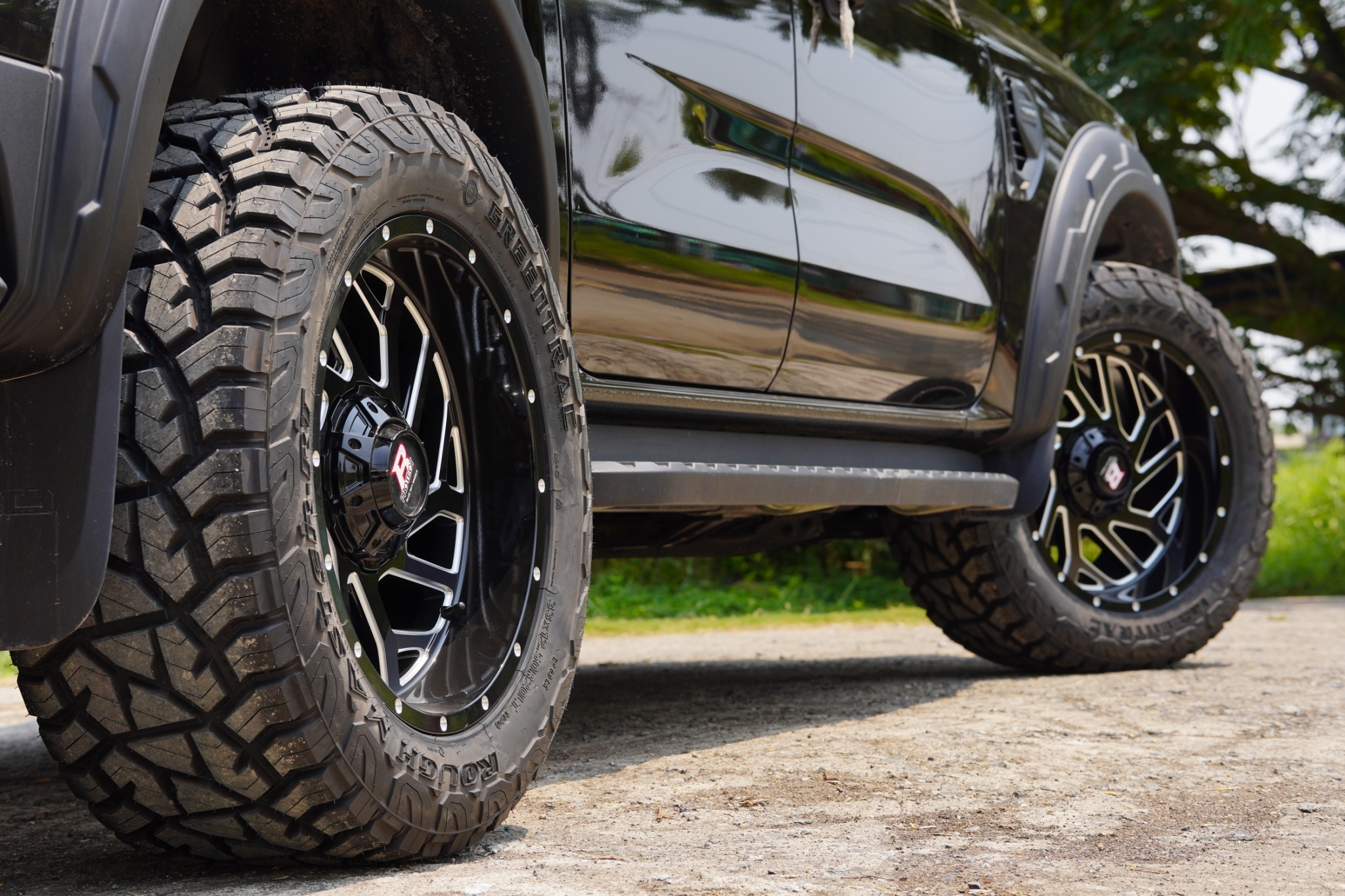 FORD RANGER NEXTGEN เดิมๆไม่ยก แต่งเมกาที่ STEP9