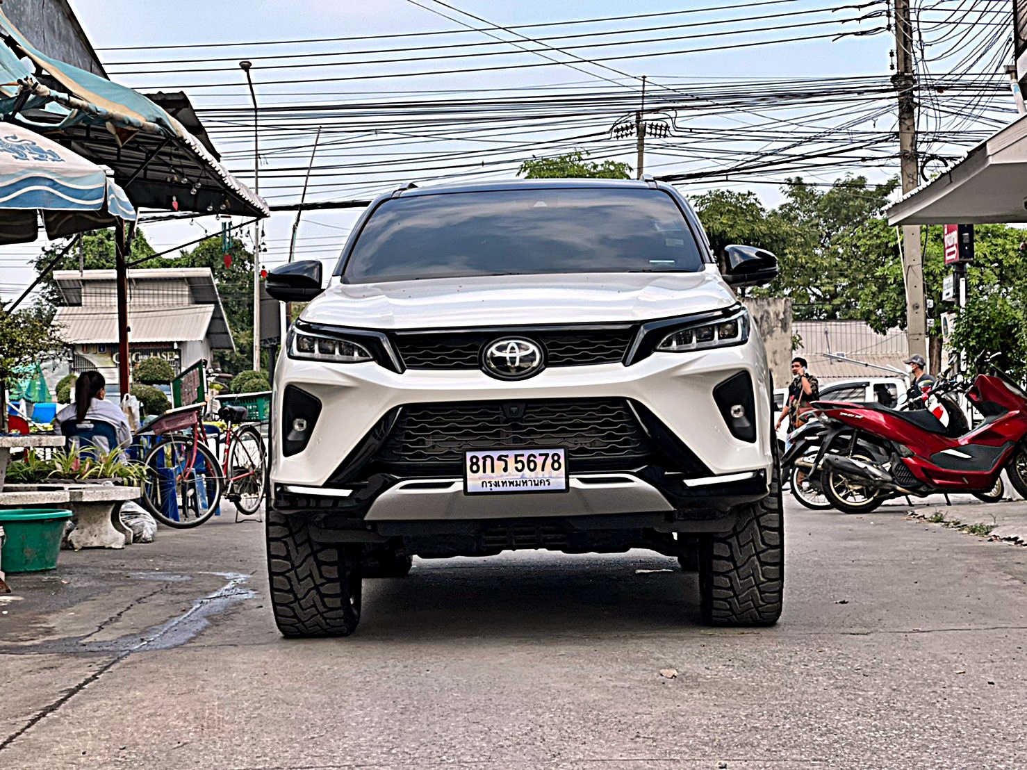 TOYOTA_LEGENDER ล้อ HOSTILE H113 ชุดแรกในไทย แบบไม่ยืน