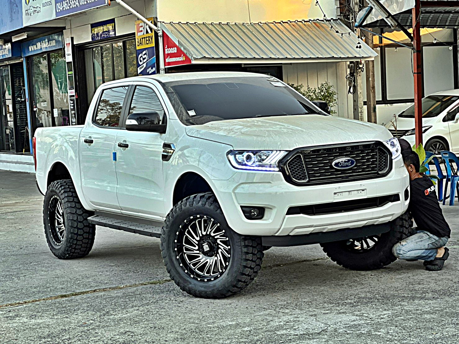 AMERICAN_WARRIOR FORD ทรงเมกา