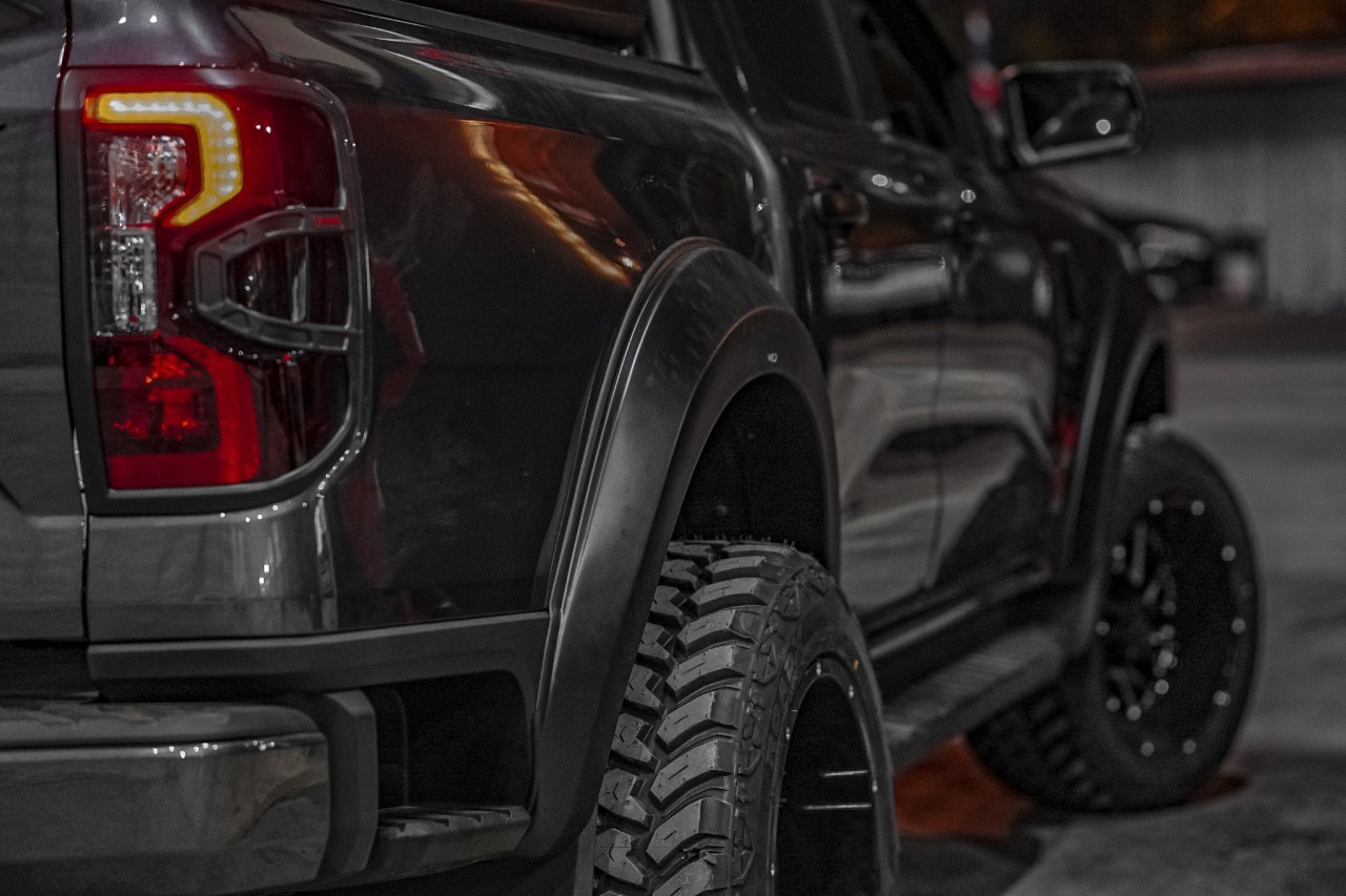 FORD RANGER NEXTGEN แต่งทรงเมกาที่STEP9