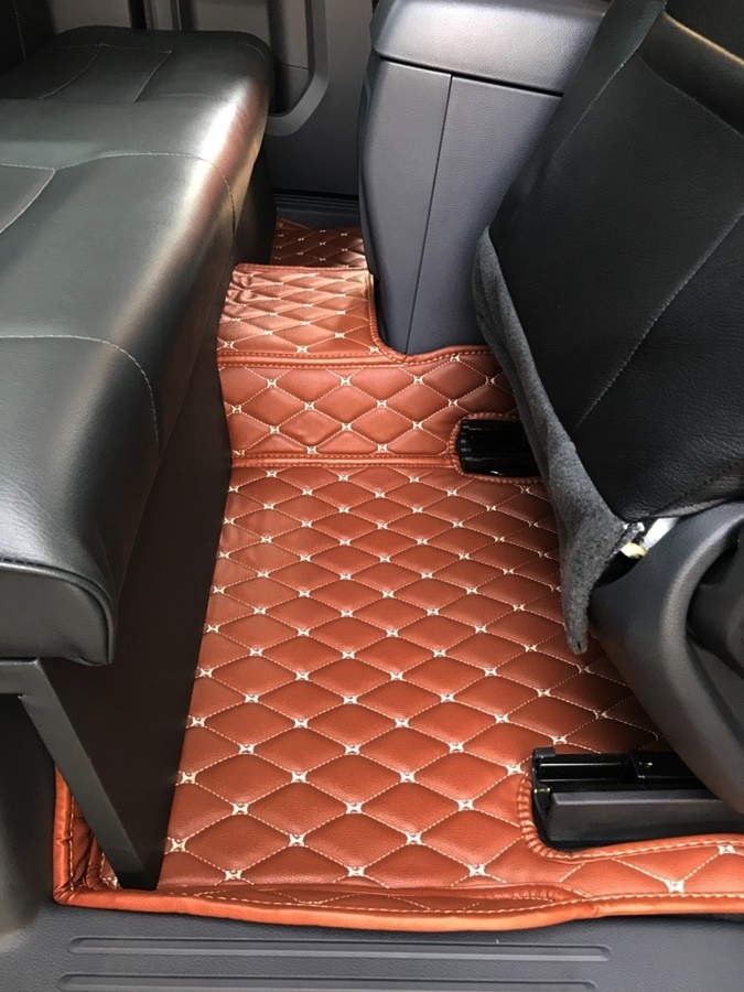 พรมปูพื้นรถยนต์6D NEW BT-50 CAB รุ่น VIP สีน้ำตาล เต็มคัน