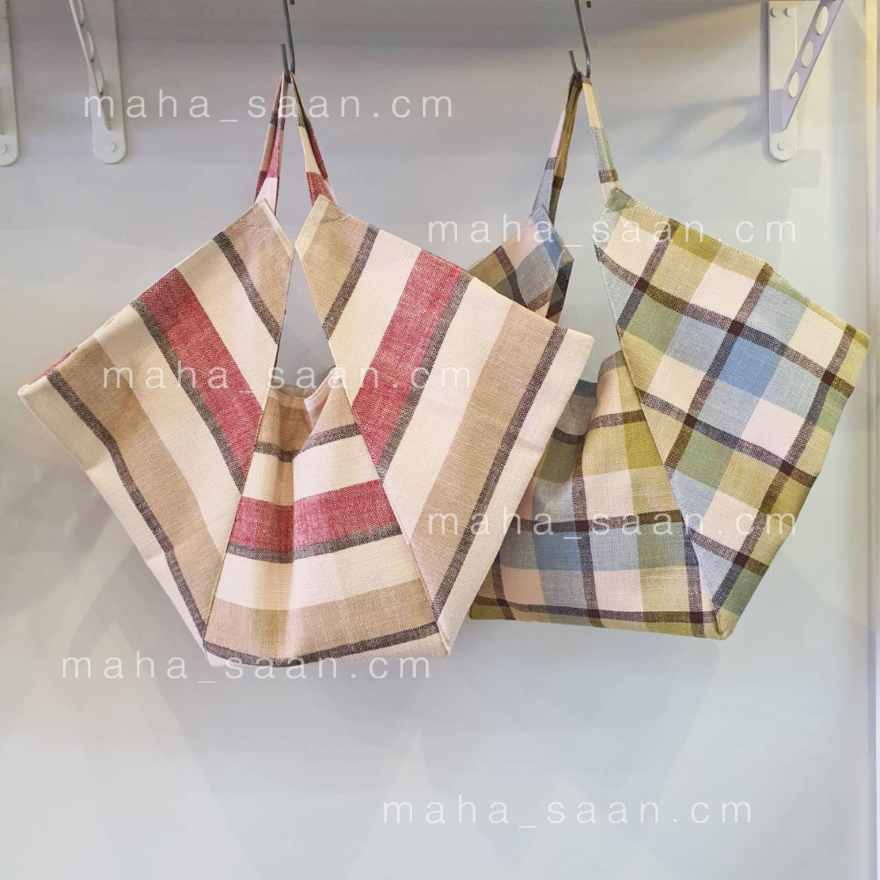 กระเป๋าผ้าสะพาย ทรง6เหลี่ยม คละสี 💮