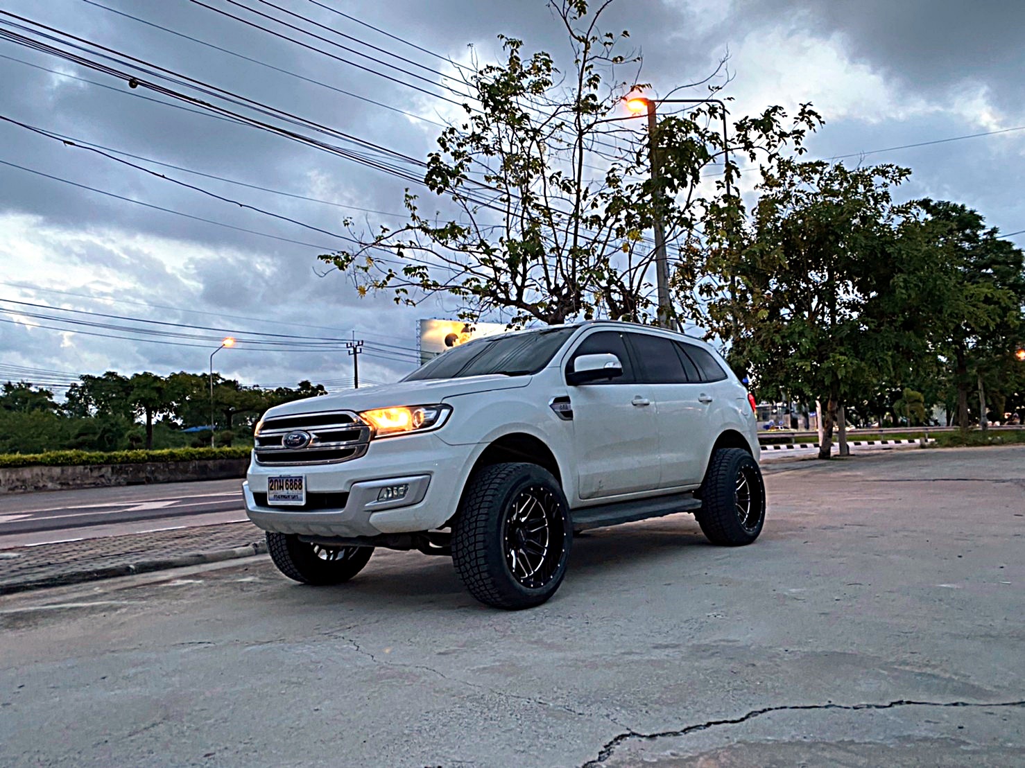 EVEREST ทรงเมกาขอบ20 ที่ STEP9