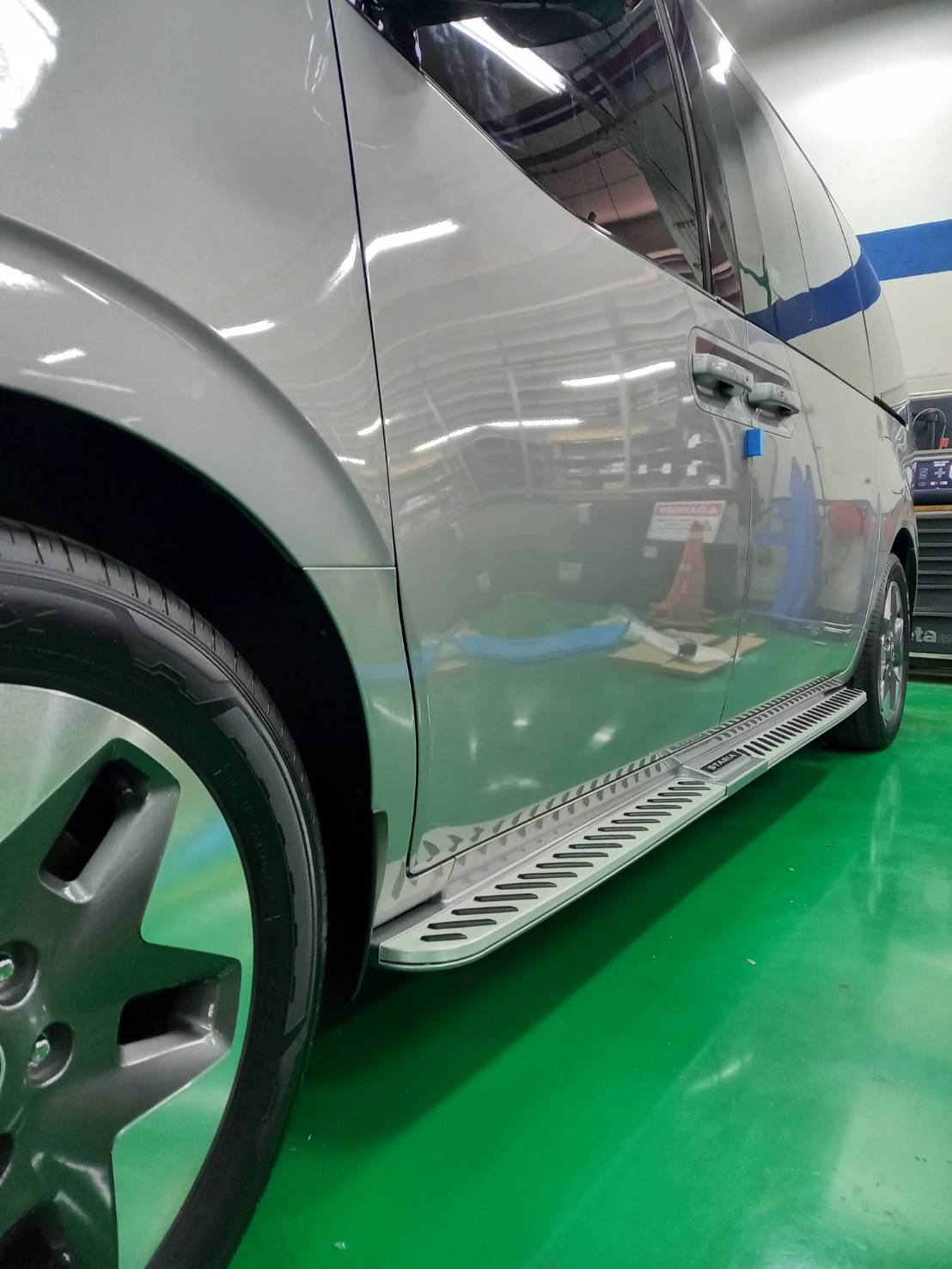 บันไดข้างStaria