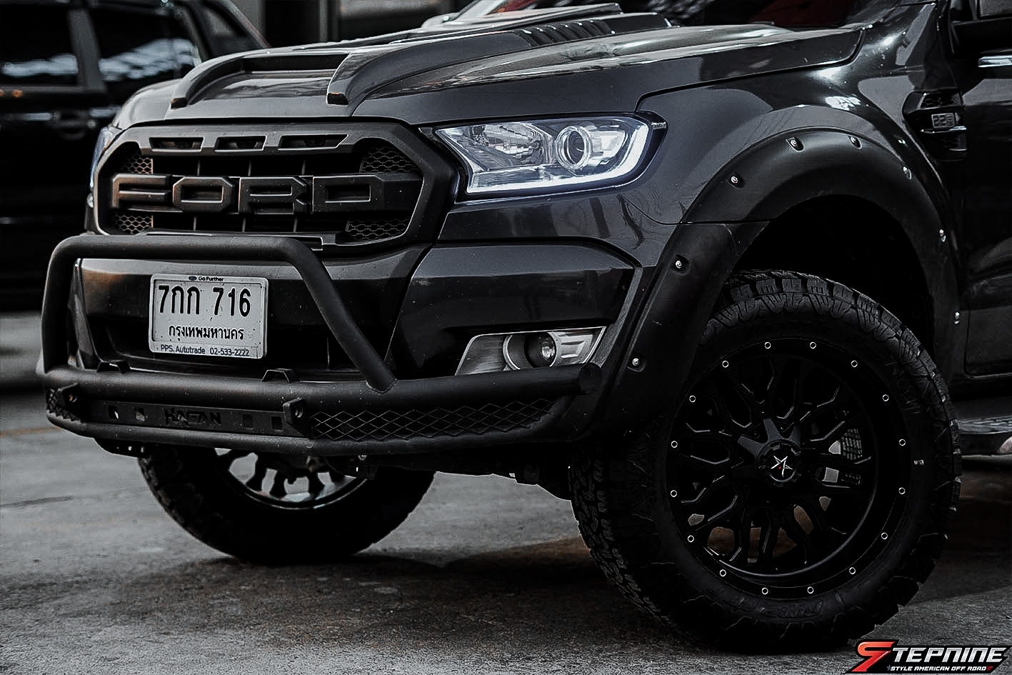 FORD RANGER แต่งทรงเมกา