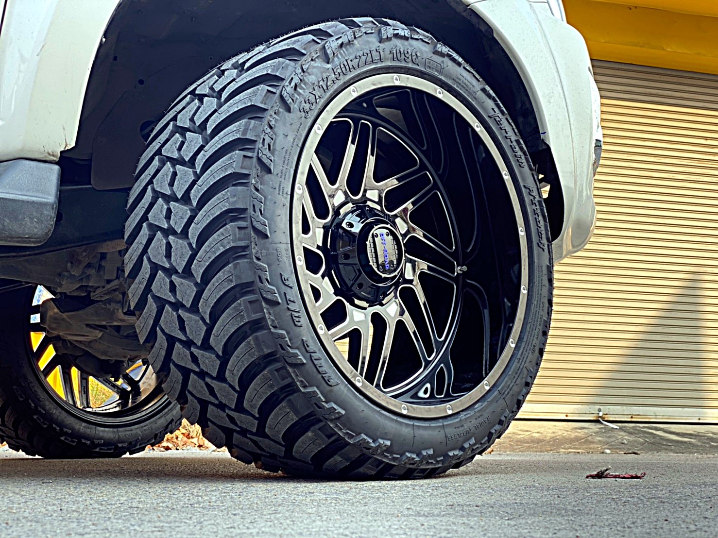 D-MAX ทรงเมกา มาจากนนทบุรี