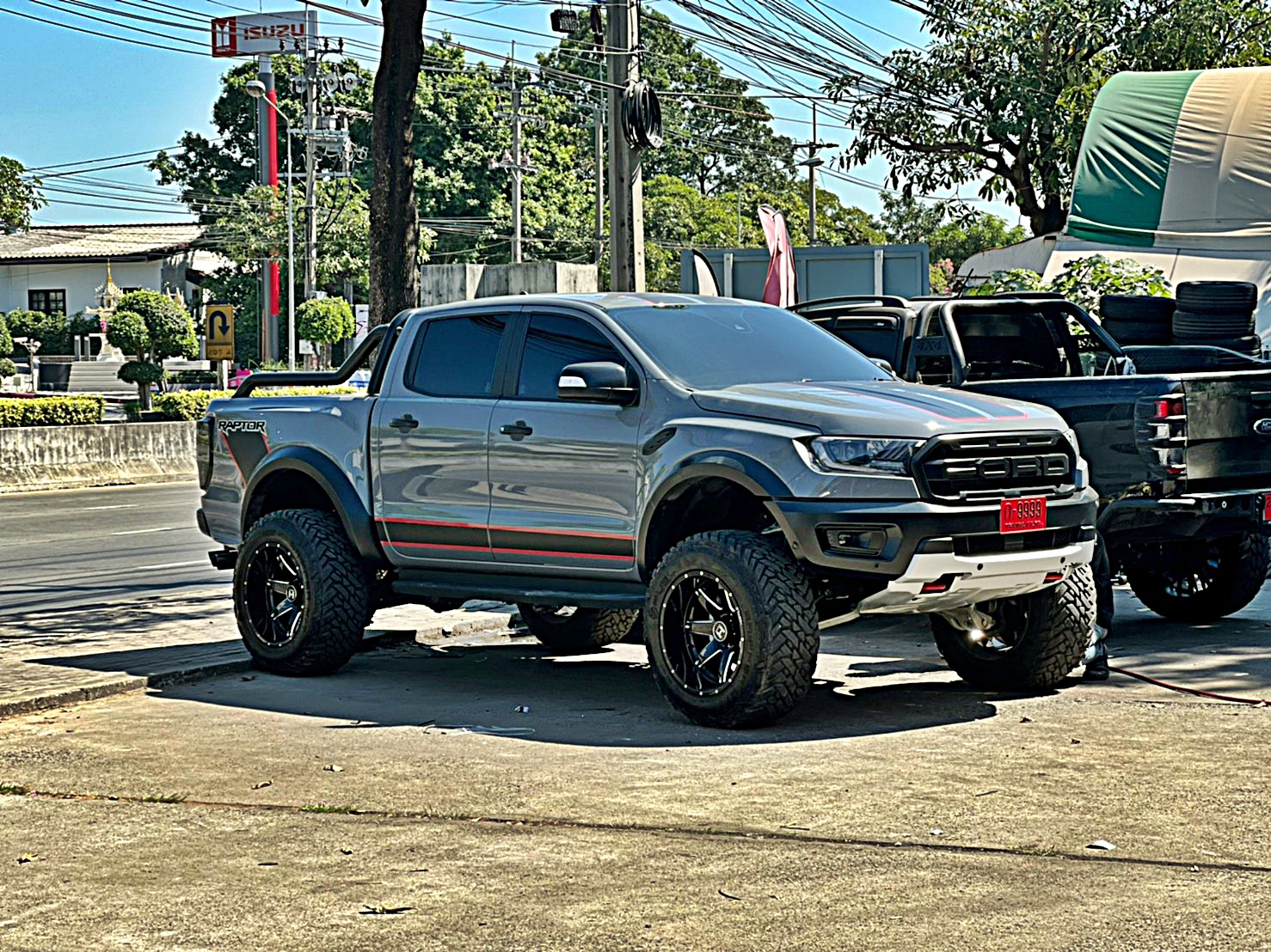 HOSTILE H109 ใส่ FORD RAPTOR
