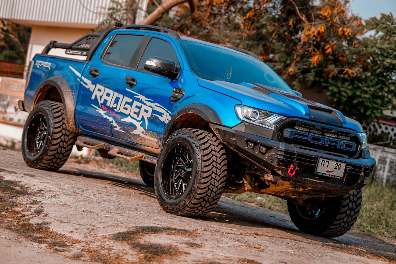 FORD FX4MAX แต่งทรงเมกาที่ STEP9