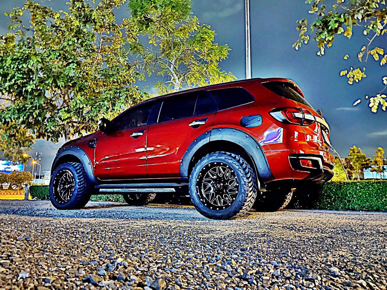 FORD EVEREST แบบไม่ยก โคตรเต็ม