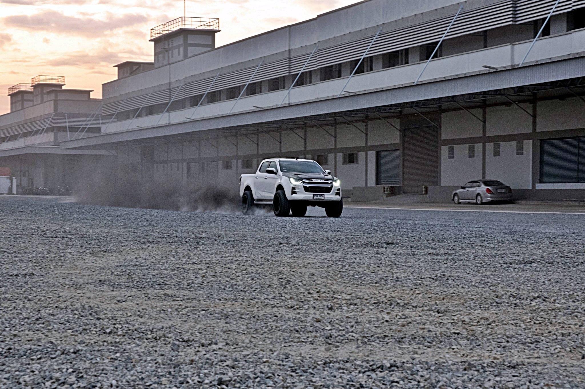 #จากตัวเตี้ยรถซิ่งสู่ตัวสูงทรงเมกา ที่ step9