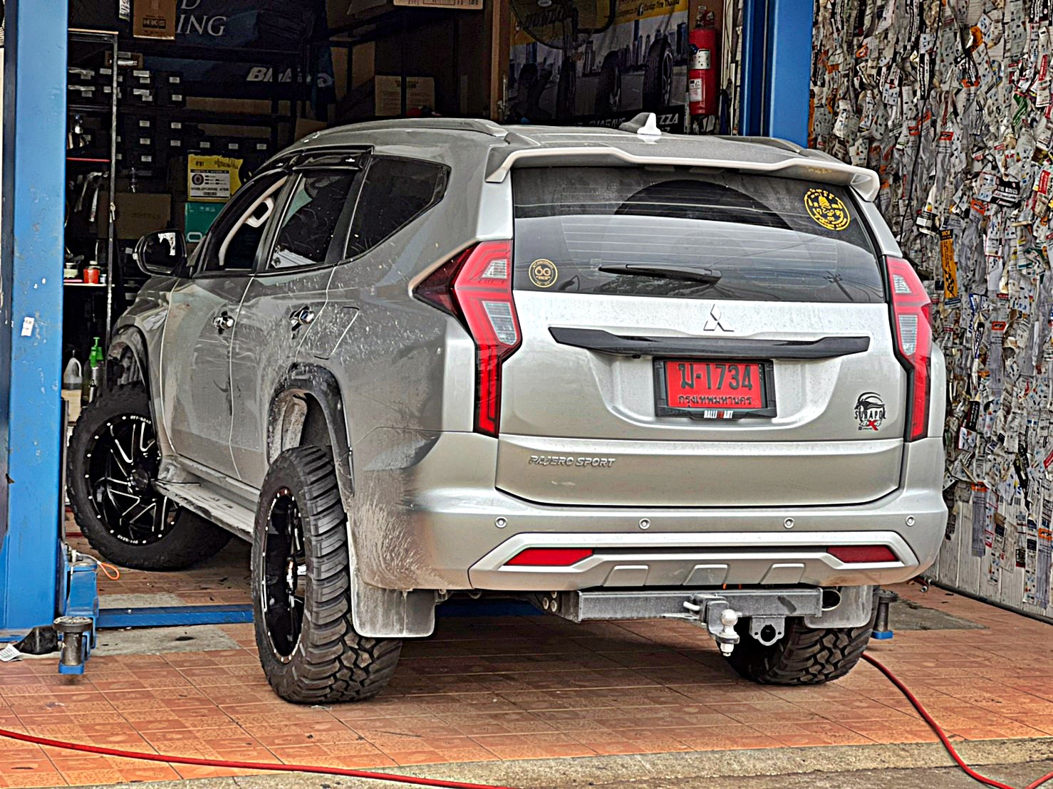 PAJERO ทรงเมกา ของพี่ปู_มลิกา_นักวอลเล่ย์_ทีมชาติไทย