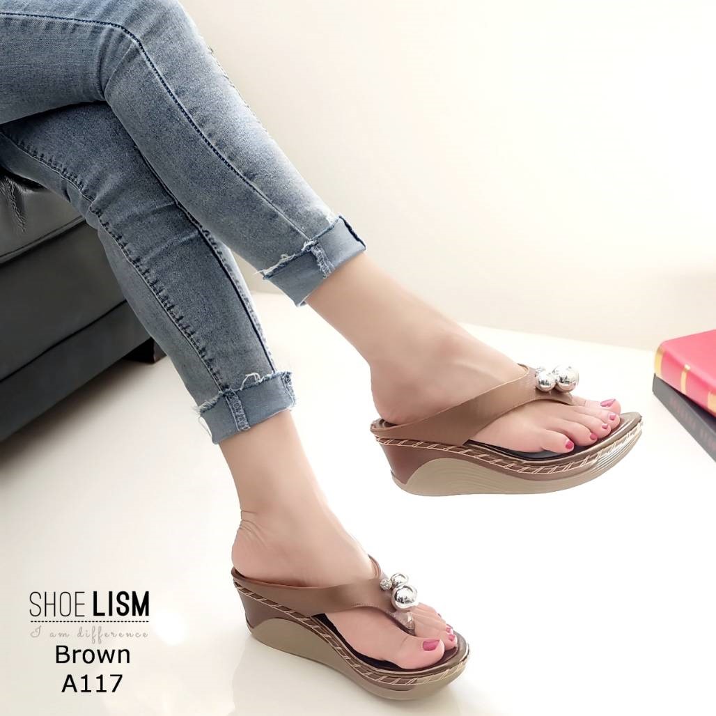 รองเท้าหูคีบ แต่งมุก