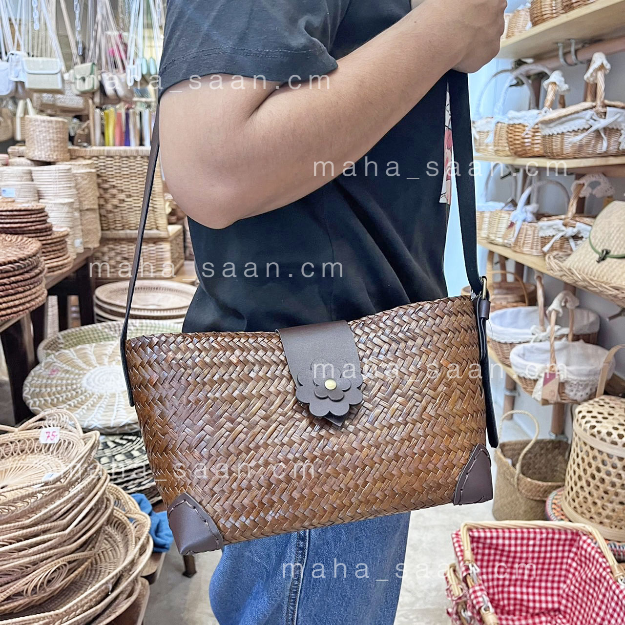 กระเป๋าสานกระจูด สะพายข้าง งานแฮนด์เมด สายหนังPU 🍣