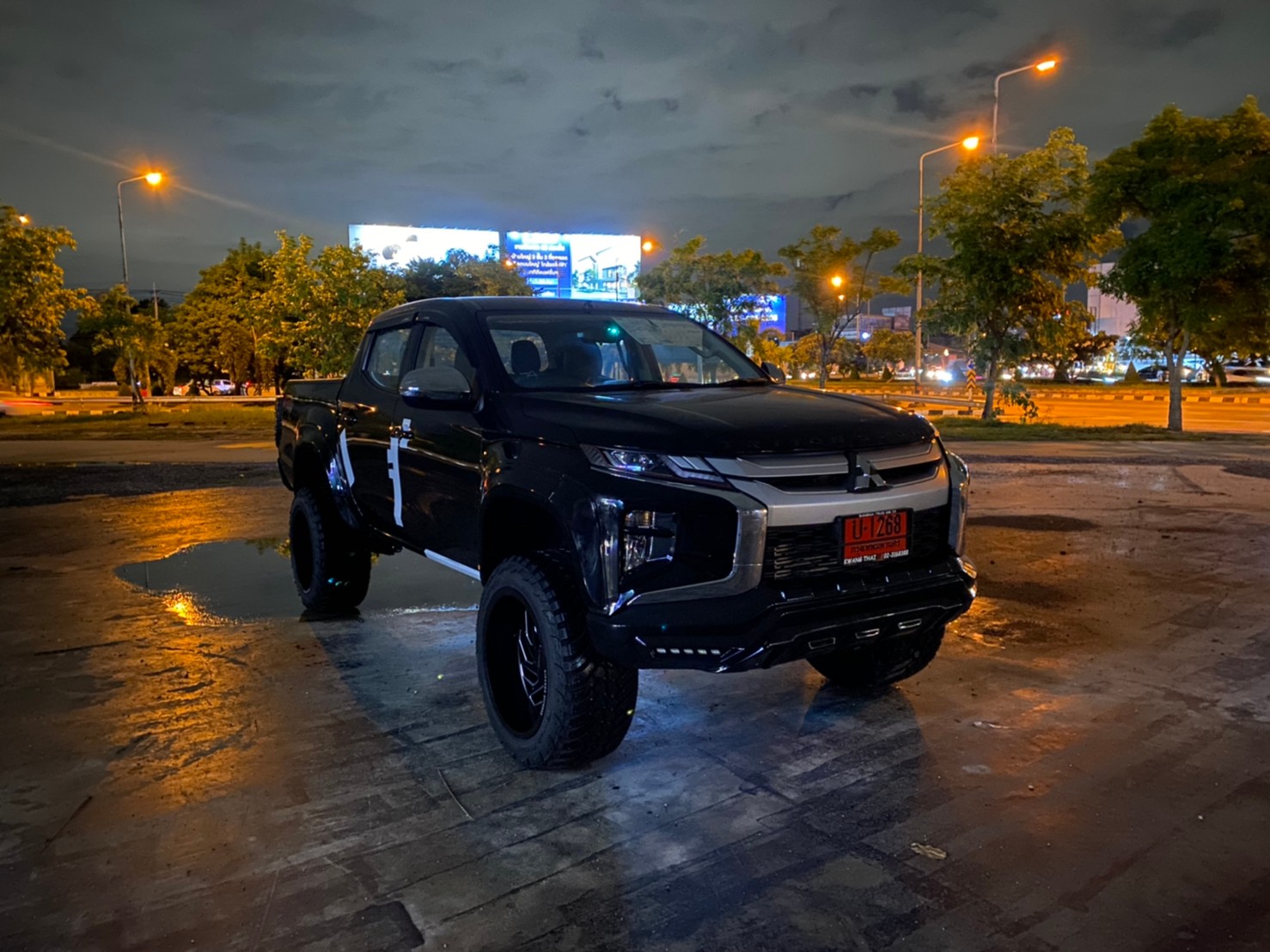 TRITON 4X4 จัดทรงเมกา