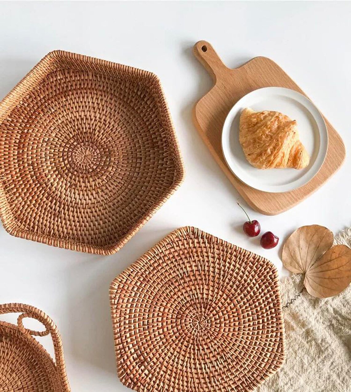 ถาดหวาย ถาดสปา ถาดอาหาร ทรง6เหลี่ยม พร็อพถ่ายรูป Rattanly Tray🏈