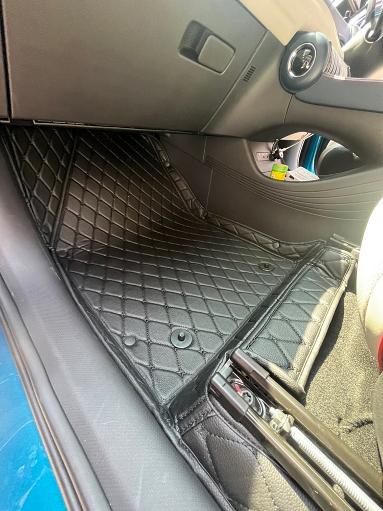 พรมปูพื้นรถยนต์ 6D BYD ATTO 3 พรม6D เกรดA เข้ารูป เต็มคัน ในรถ 3ชิ้น