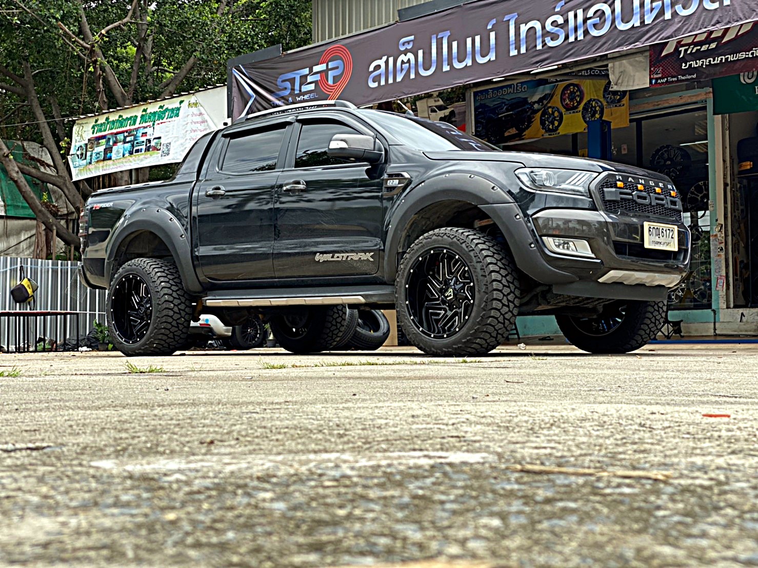 FORD WILDTRAK จัดทรงเมกาที่ STEP9