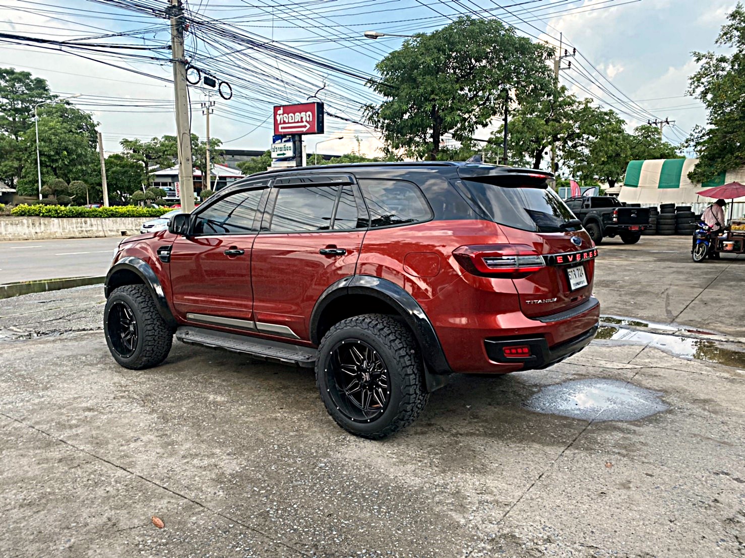 FORD EVEREST จัดทรงเมกาที่ STEP9