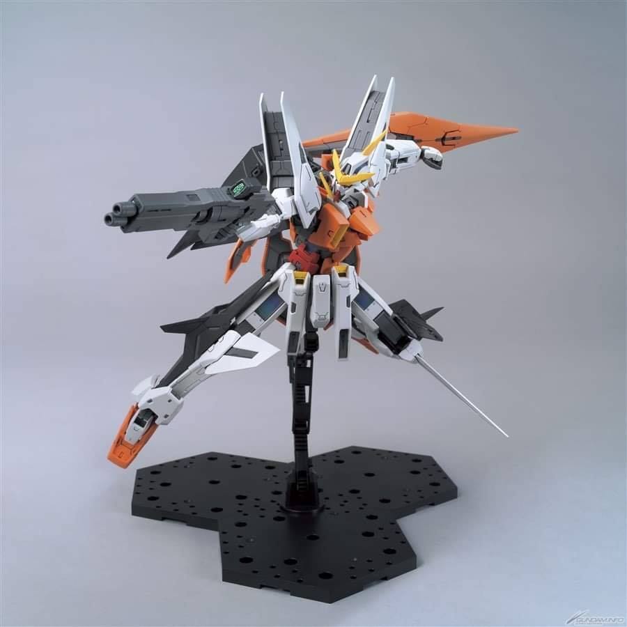 MG GUNDAM KYRIOS.