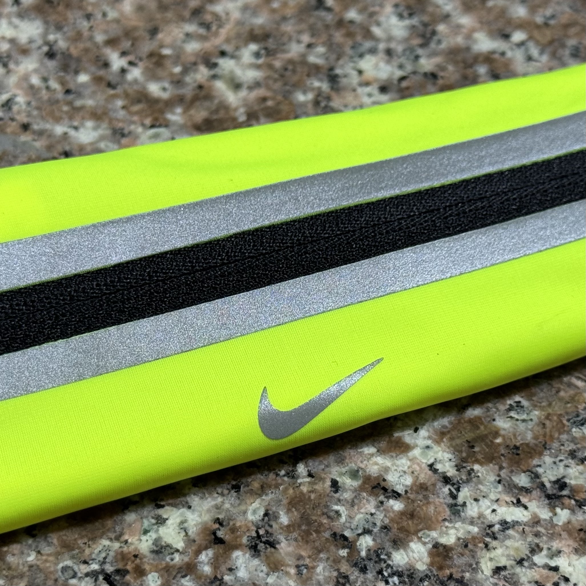 กระเป๋าวิ่ง Nike Running Slim WaistPack (3สี)