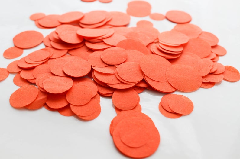 Paper Confetti กระดาษโปรยกลม กระดาษโปรยปาร์ตี้ 2.5CM สีส้มเข้ม 100 กรัม
