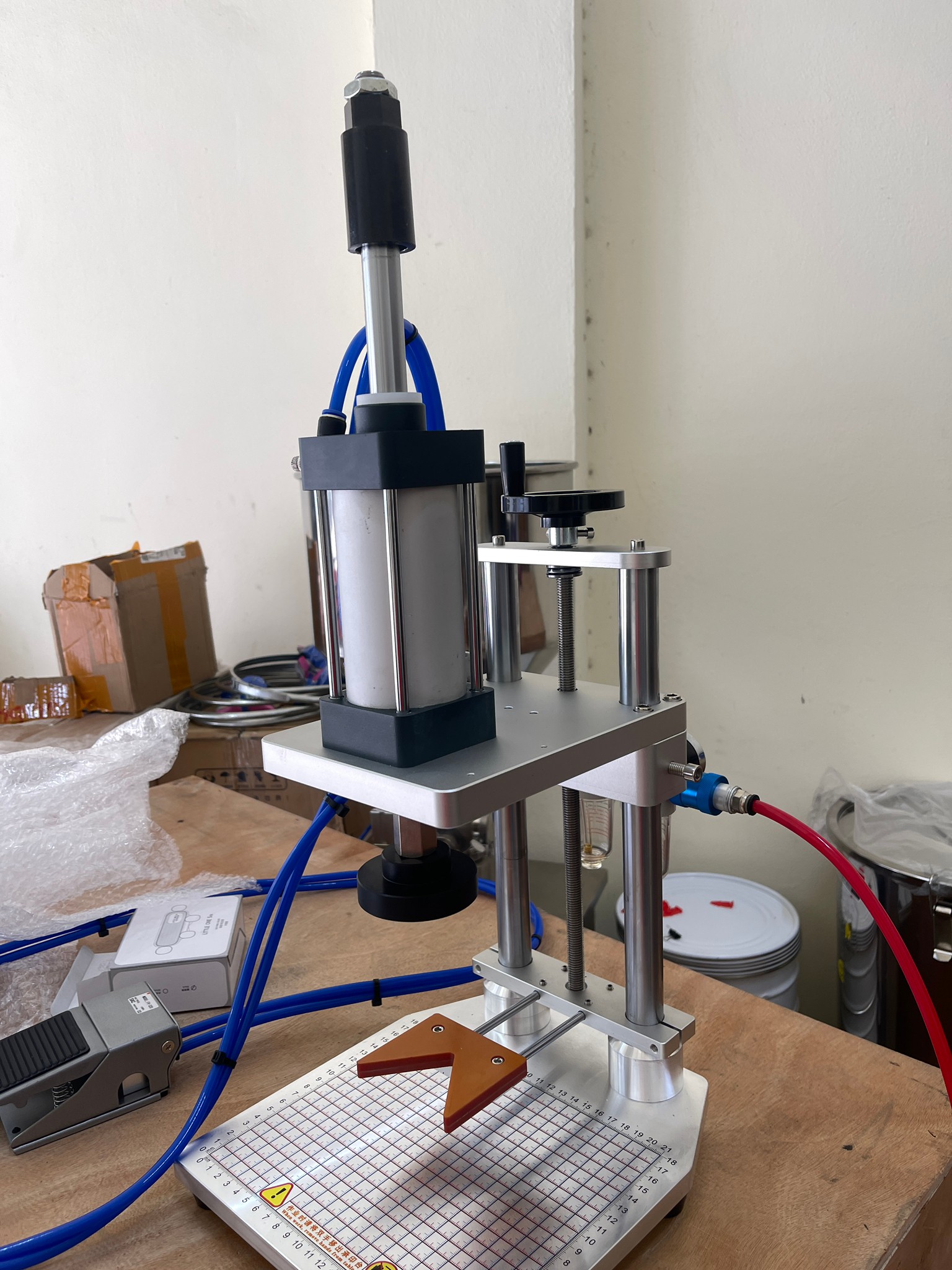 🌈15922 เครื่องกดปิดฝาขวด ขวดน้ำดื่ม ขวดอาหารเสริม ขวดโปรตีน ขวดซอส ขวดน้ำมัน CYT-03