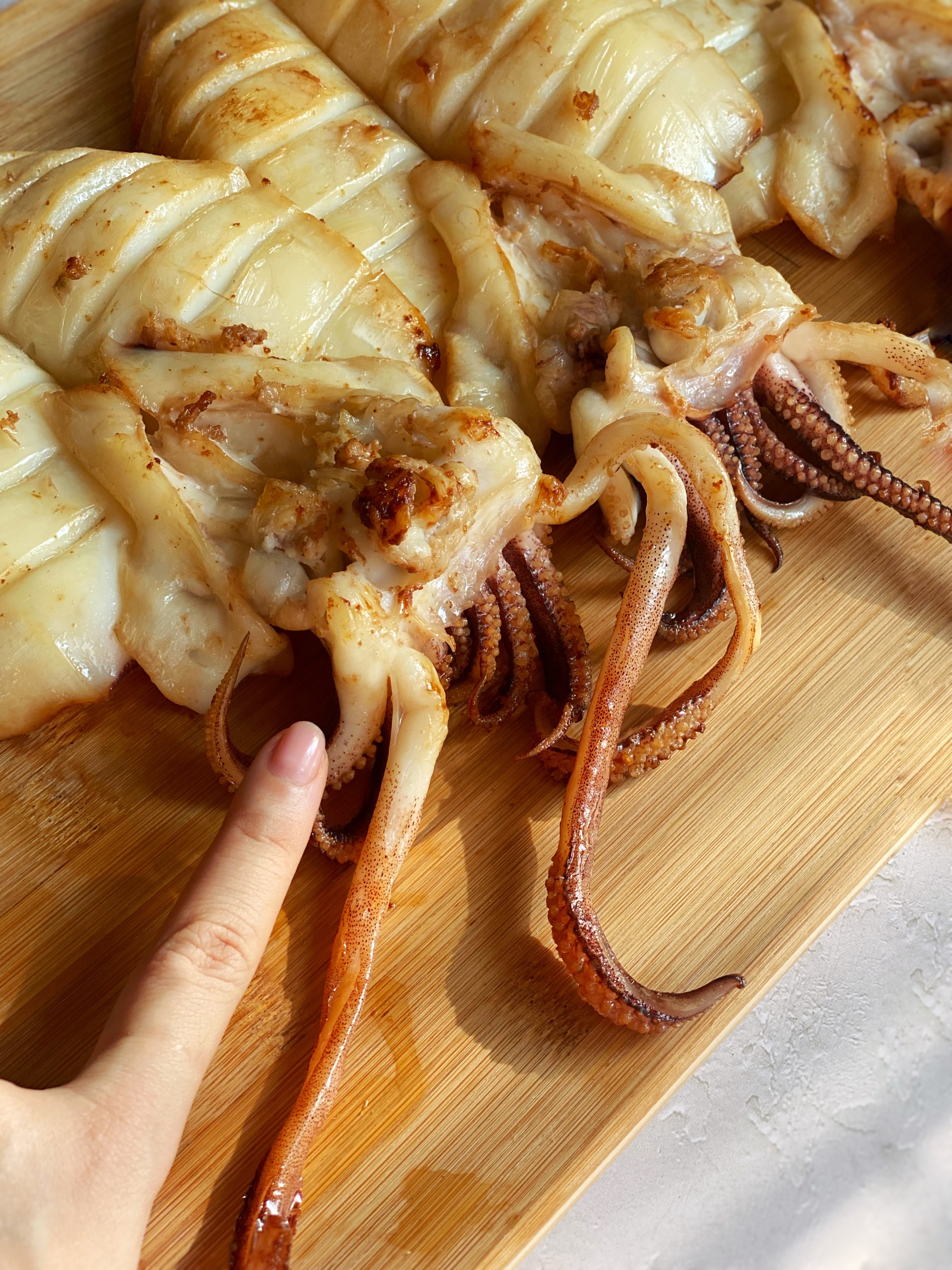 หมึกแดดเดียว สดปลอดสาร ทอดเสร็จ พร้อมส่ง ราคาถูก