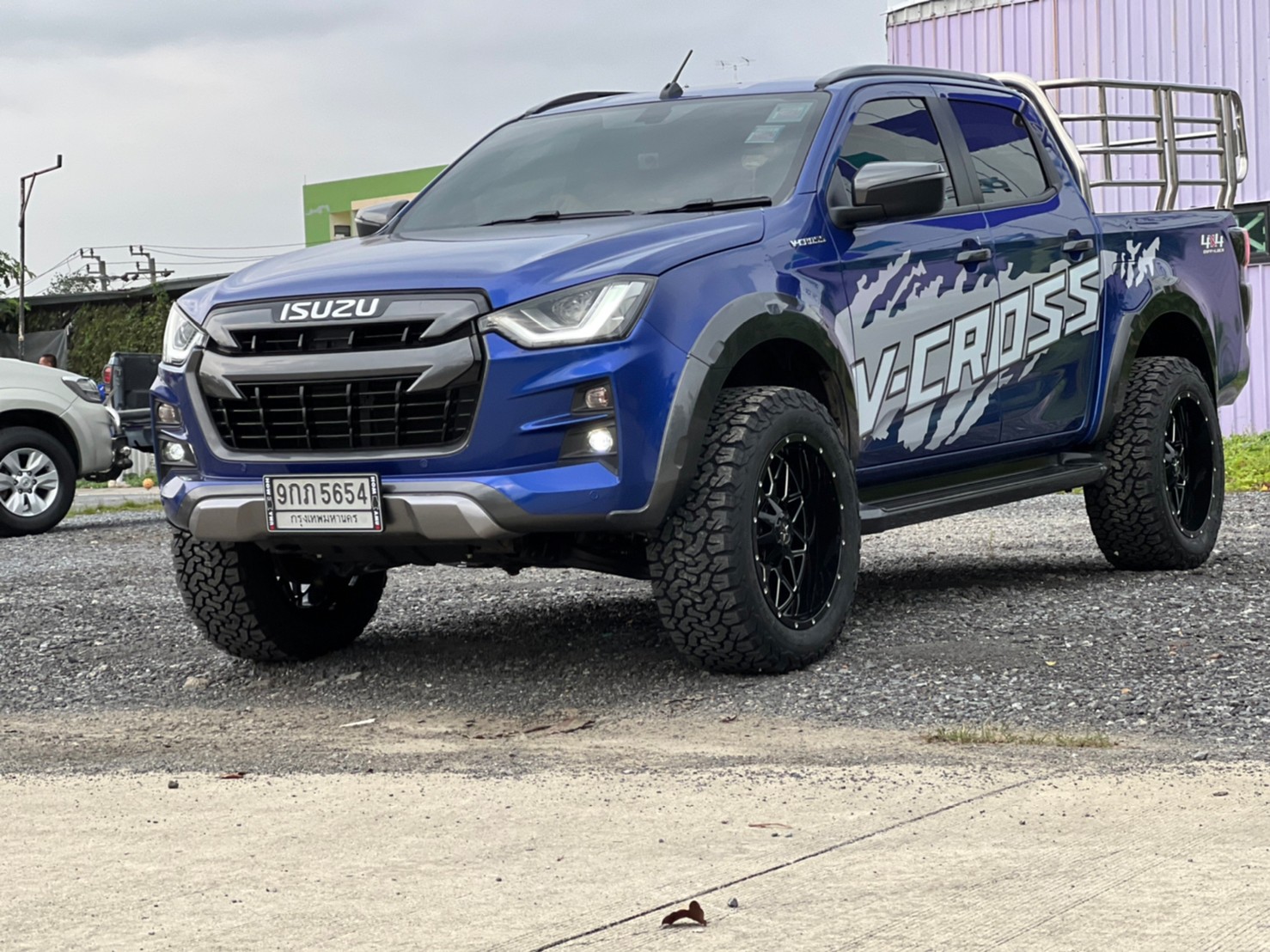 D-MAX ทรงเมกา ขอบ20