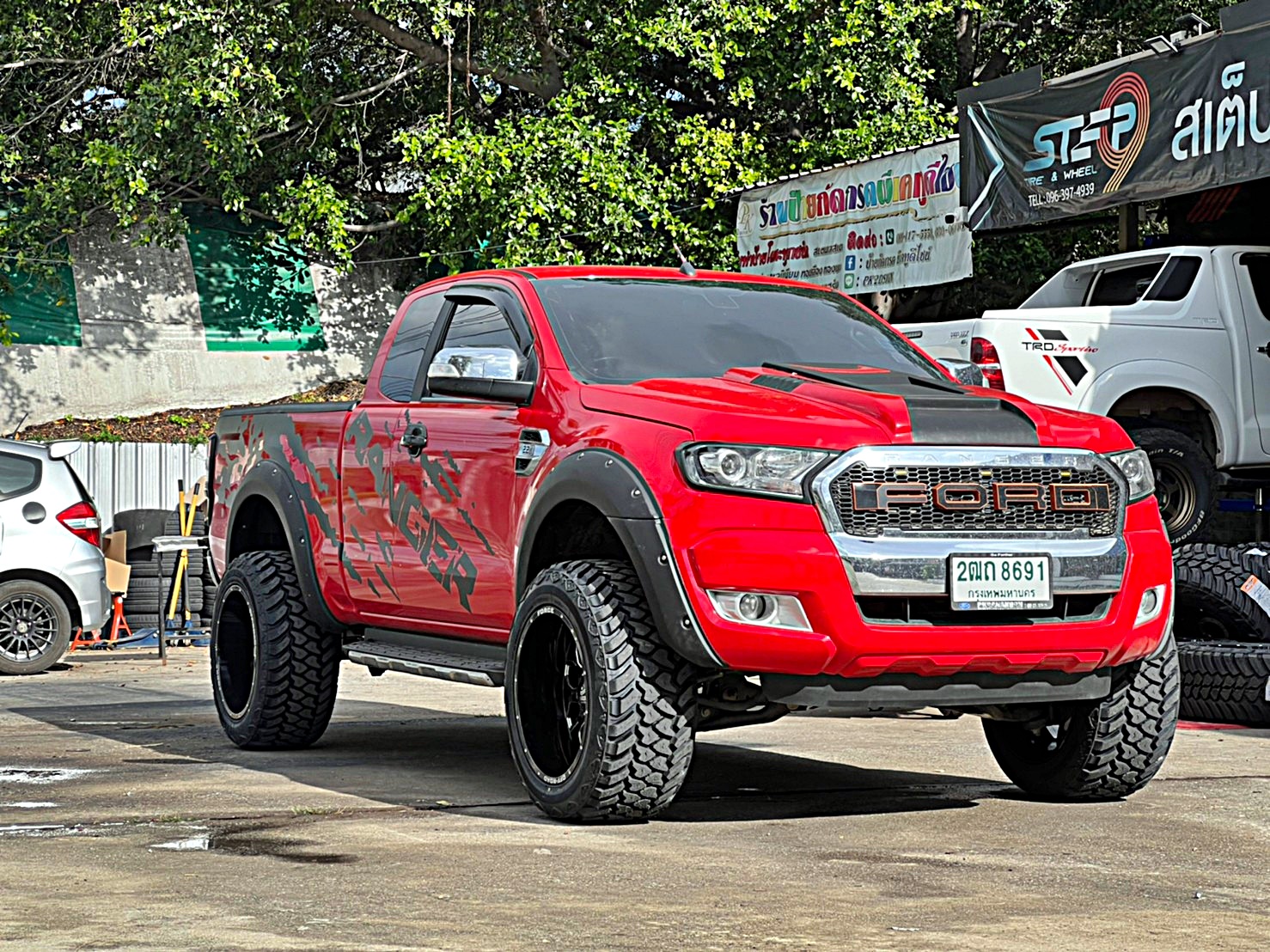 FORD_RANGER_ทรงเมกาจองคิวมาจากลำพูน