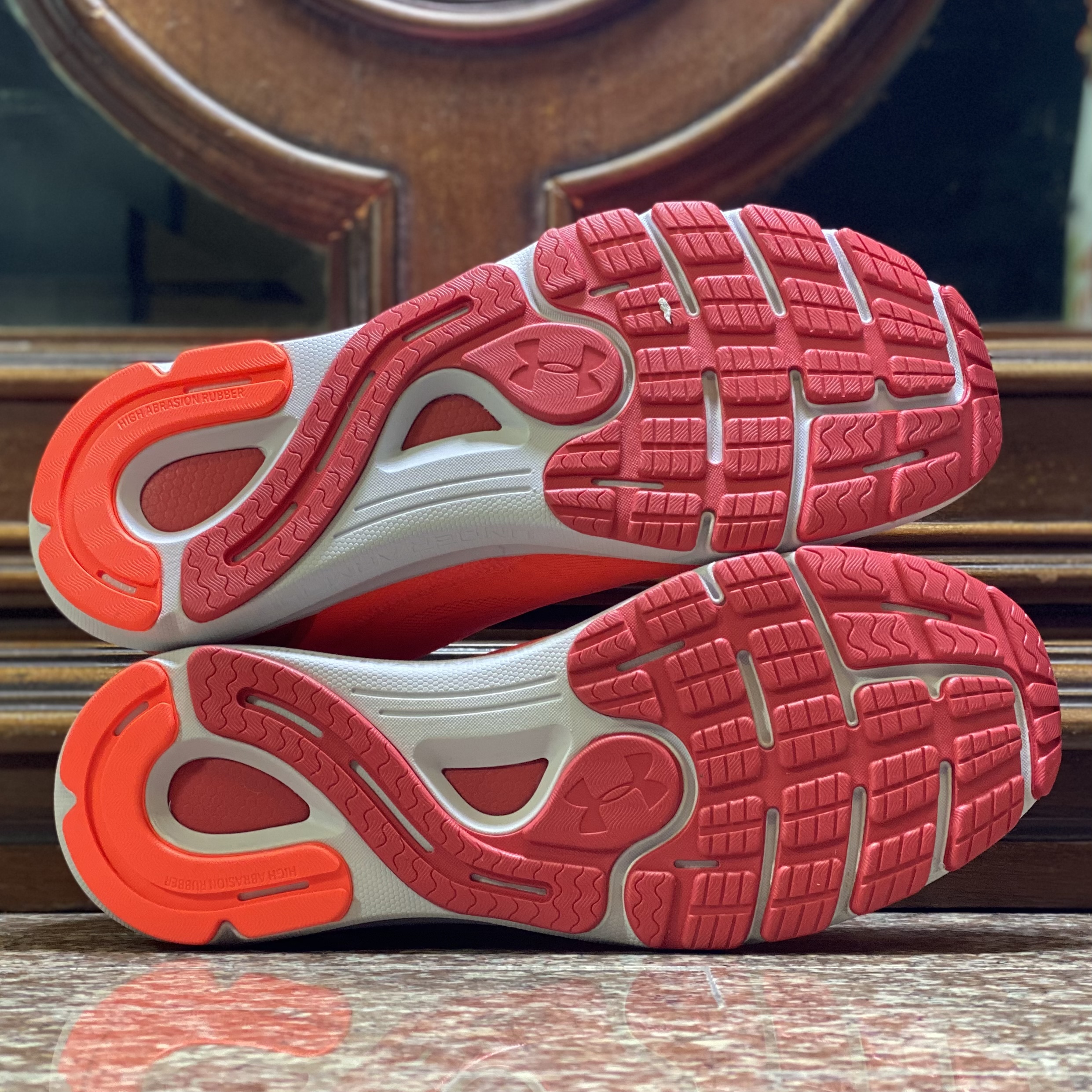 รองเท้าวิ่ง Under Armour HOVR Sonic 6 (M9US)