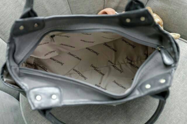 กระเป๋า ^^