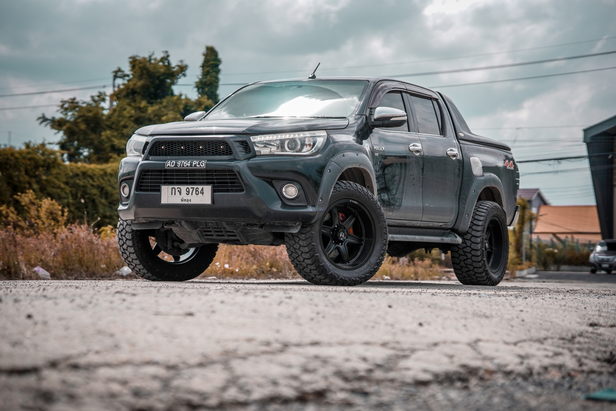 Toyota revo จัดล้อแท้ ล้อแท้ Hostile h117 20x10 et-19 ยาง Amp ata 305/55-20