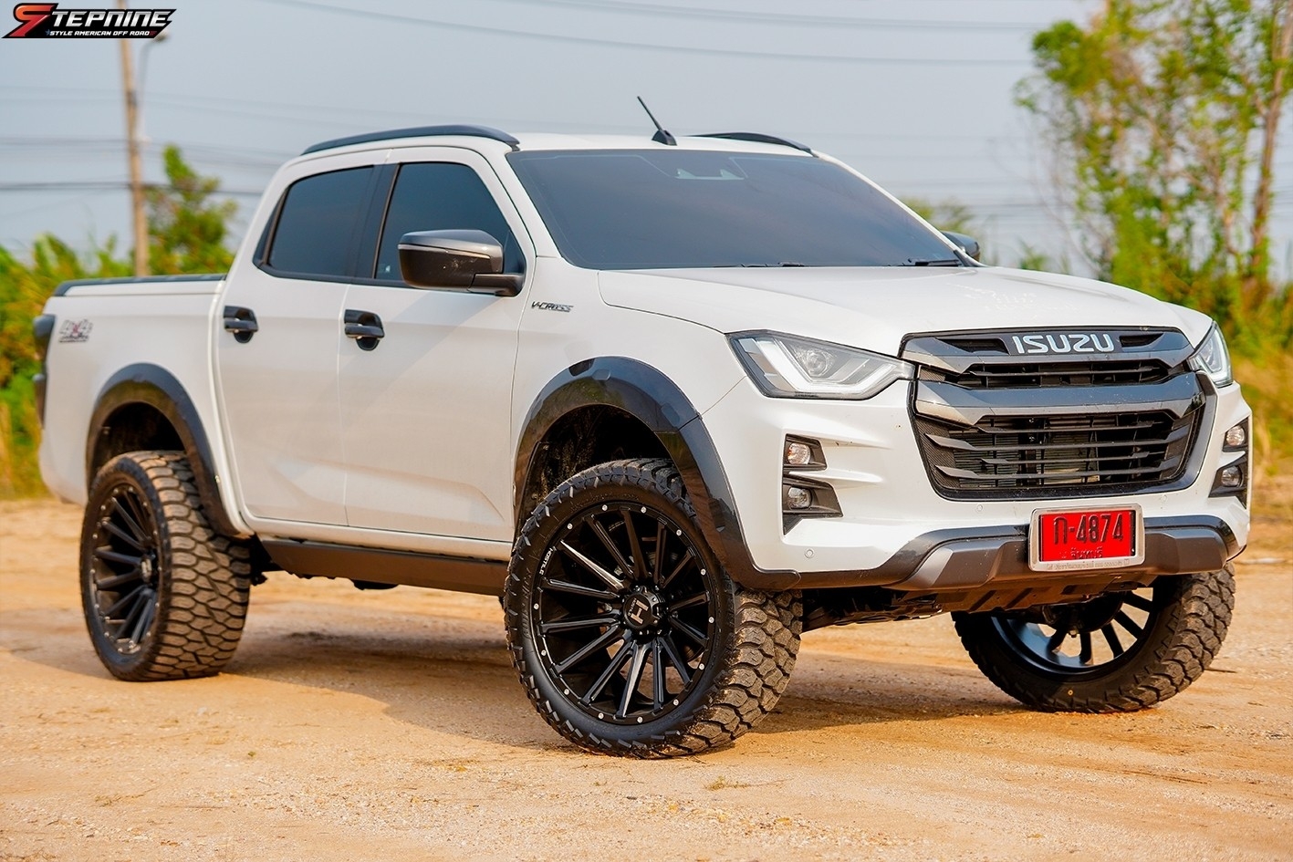 ISUZU V-CROSS FCจันทบุรี วัยรุ่นทุเรียน