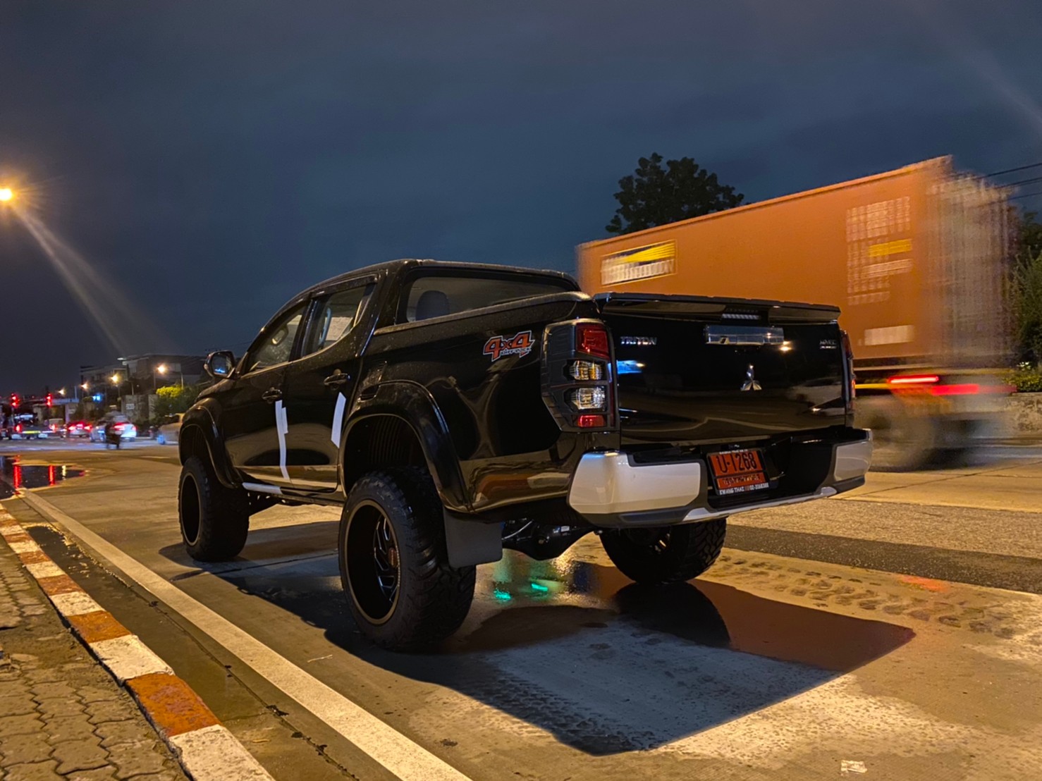 TRITON 4X4 จัดทรงเมกา