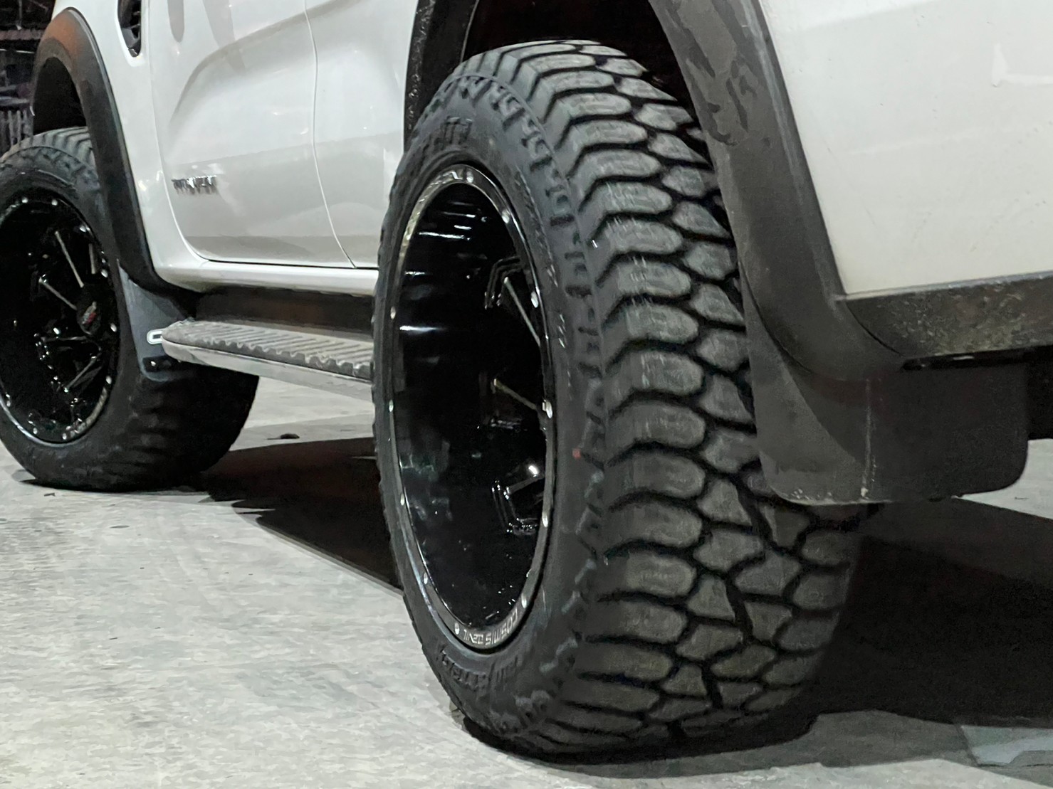 FORD EVEREST NEXTGEN ชุมพร แต่งทรงเมกาที่ STEP9