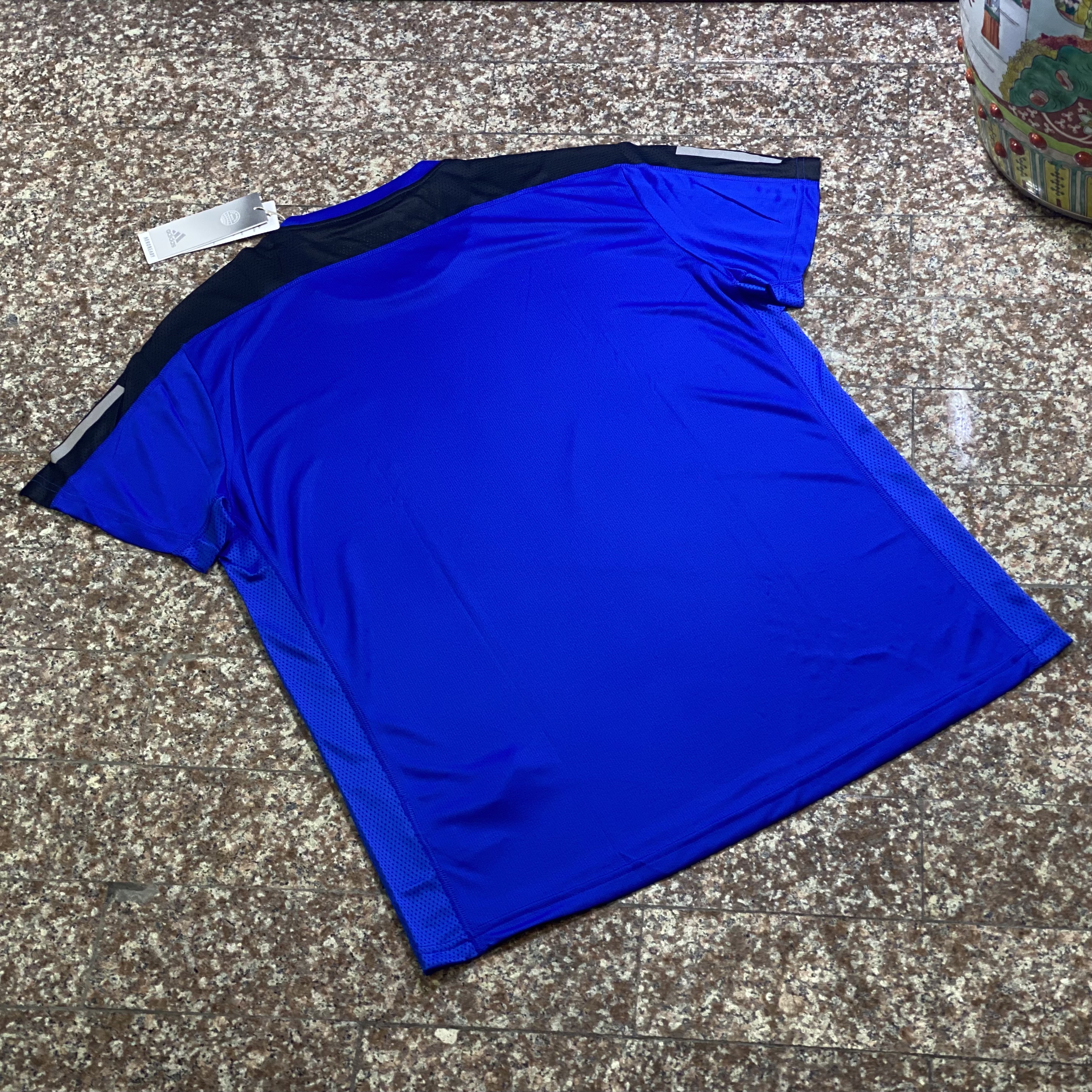 เสื้อวิ่ง Adidas Own The Run Running Shirt (L)