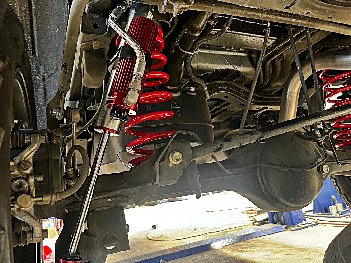 MU-X แต่งทรงเมกาที่ STEP9