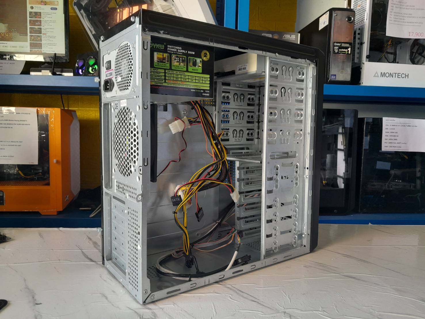 *มือ 2 สภาพใหม่ สวยครับ* เคสเปล่า + POWER GVIEW 550W