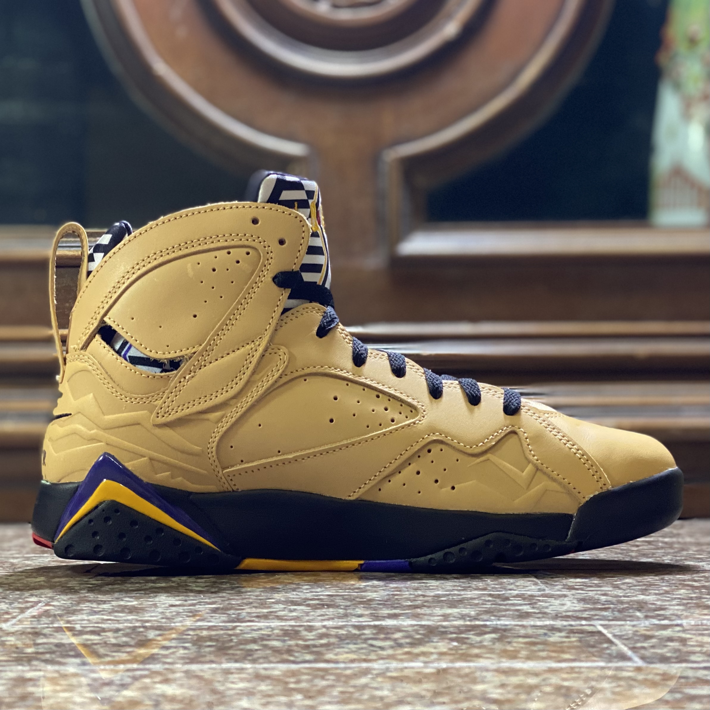 รองเท้า Nike Air Jordan 7 Retro SE ‘Afrobeats’ (M9.5/10.5US)