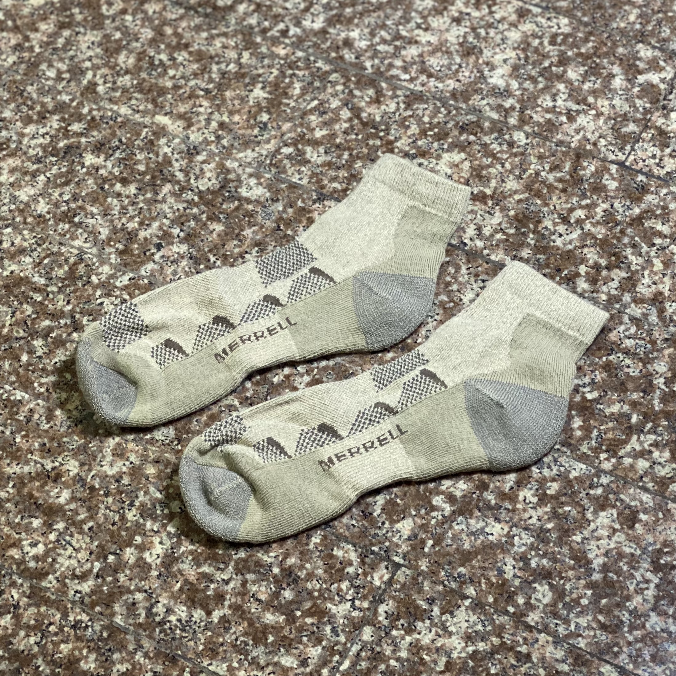 ถุงเท้าวิ่ง Merrell MOAB Quarter Socks ‘TAN’ (M)