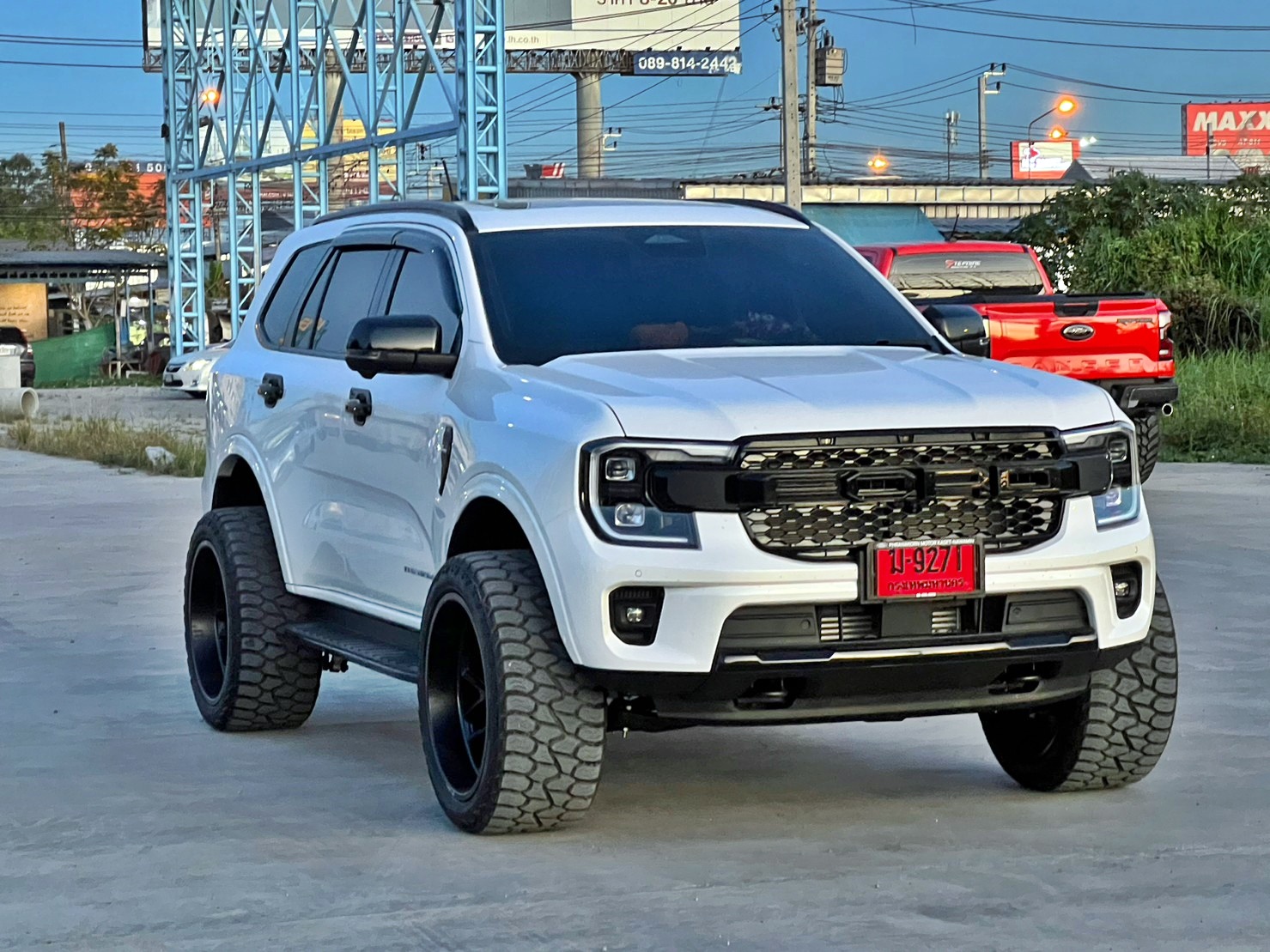 FORD EVEREST NEXTGEN ล้อแท้ HOSTILE H120 ขอบ22 ที่ STEP9