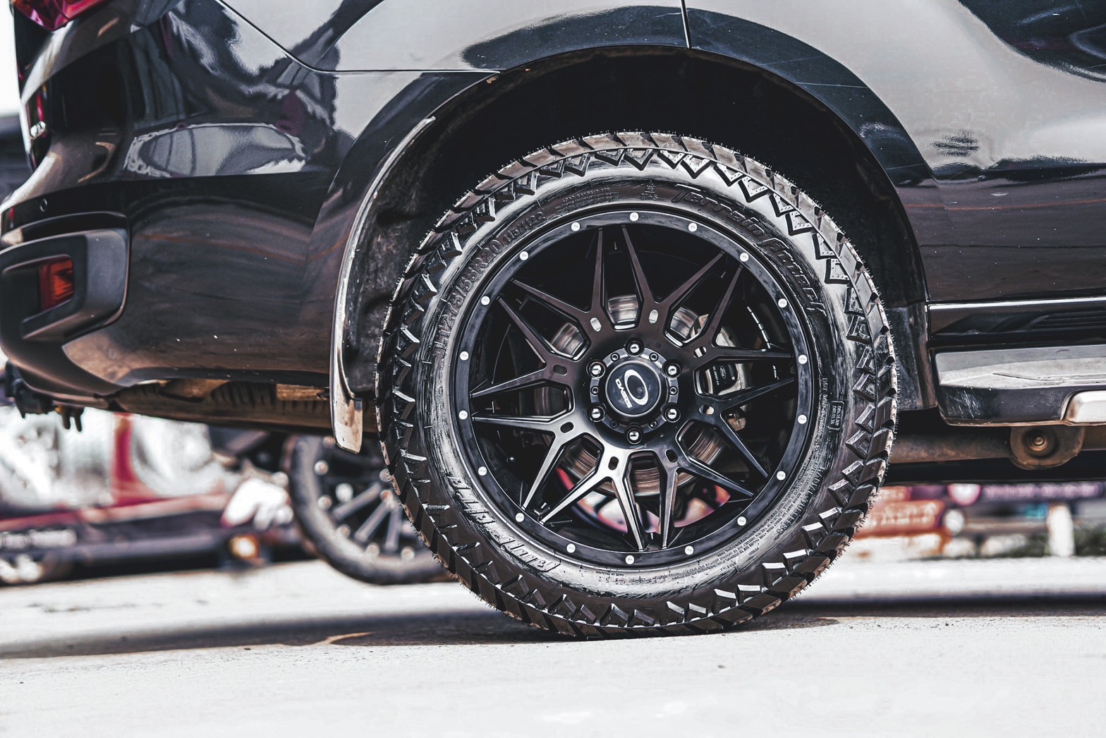 FORD EVEREST เดิมไม่ยก